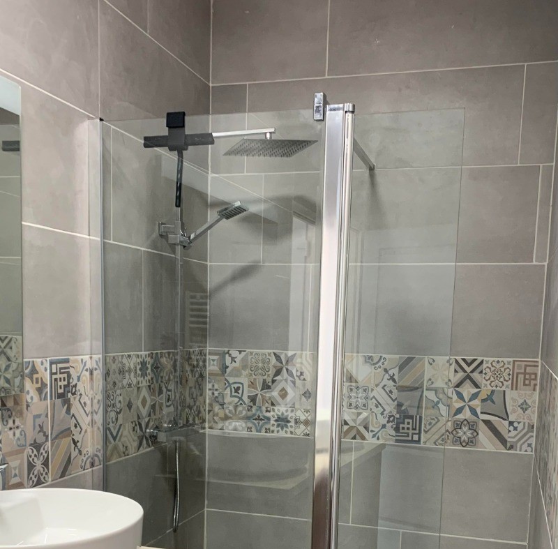 Salle de bain communicante avec la chambre (rdc) - Le Manoir de mes Rêves à Heuchin