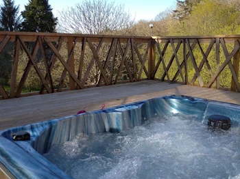 Jacuzzi sur la terrasse