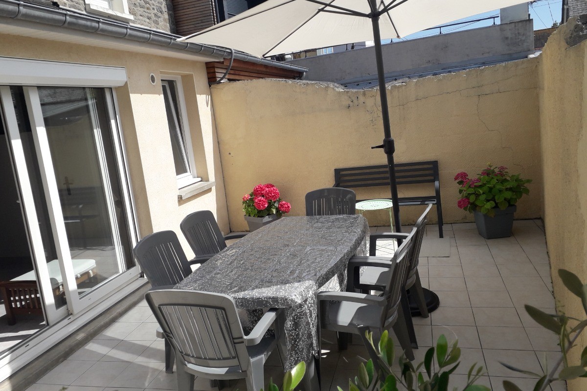 terrasse ensoleillée de 20 m²