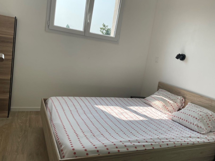 Les Figuiers 2, pour 4 personnes avec 2 terrasses, avec stationnement gratuit, près de Chatelaillon en Charente maritime