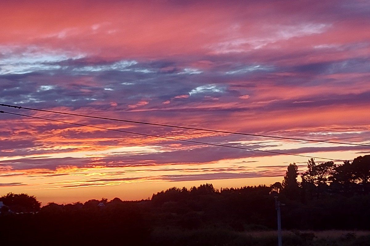 Coucher de soleil vu du gîte - à la saison de l'été