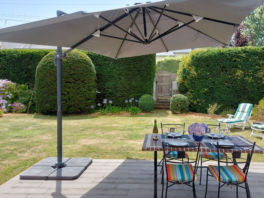 Location, 4/6 personnes à TREBEURDEN à 5 minutes PLAGE - 10 minutes PERROS-GUIREC - COTES D'ARMOR - BRETAGNE - Terrasse