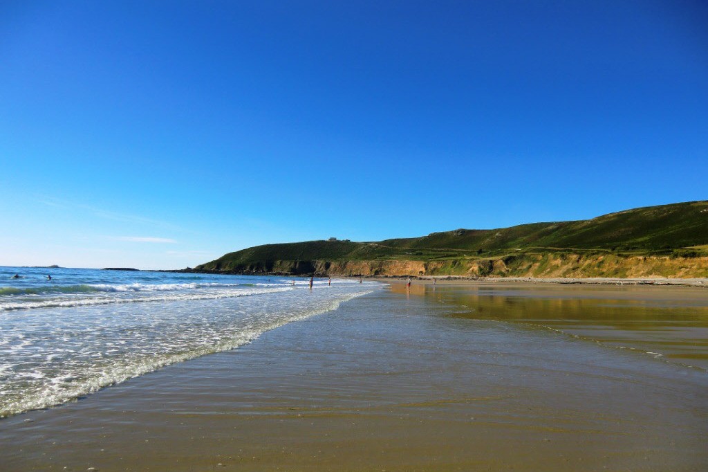 Baie Ecalgrain (30mn à pied - 2 mn en voiture)