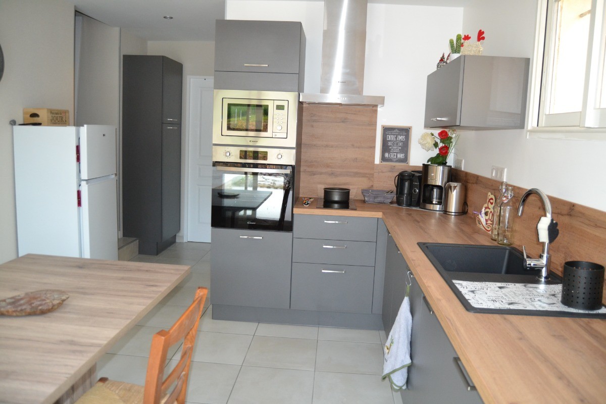 Clevacances - Gîte Chez Franssou Graulhet dans le Tarn en Occitanie - cuisine