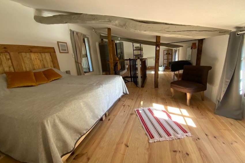 Clévacances, Ambres, Lavaur, Midi-Pyrénées, Occitanie, Gîte "La Pomarède" Mezzanine