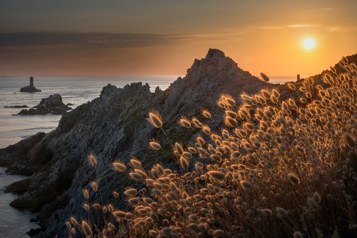 Pointe du Raz (bout du monde) au coucher du soleil