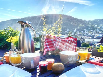 Petit déjeuner - Chambre d'hôtes Cocoon Le Nid Cosy d'Isa