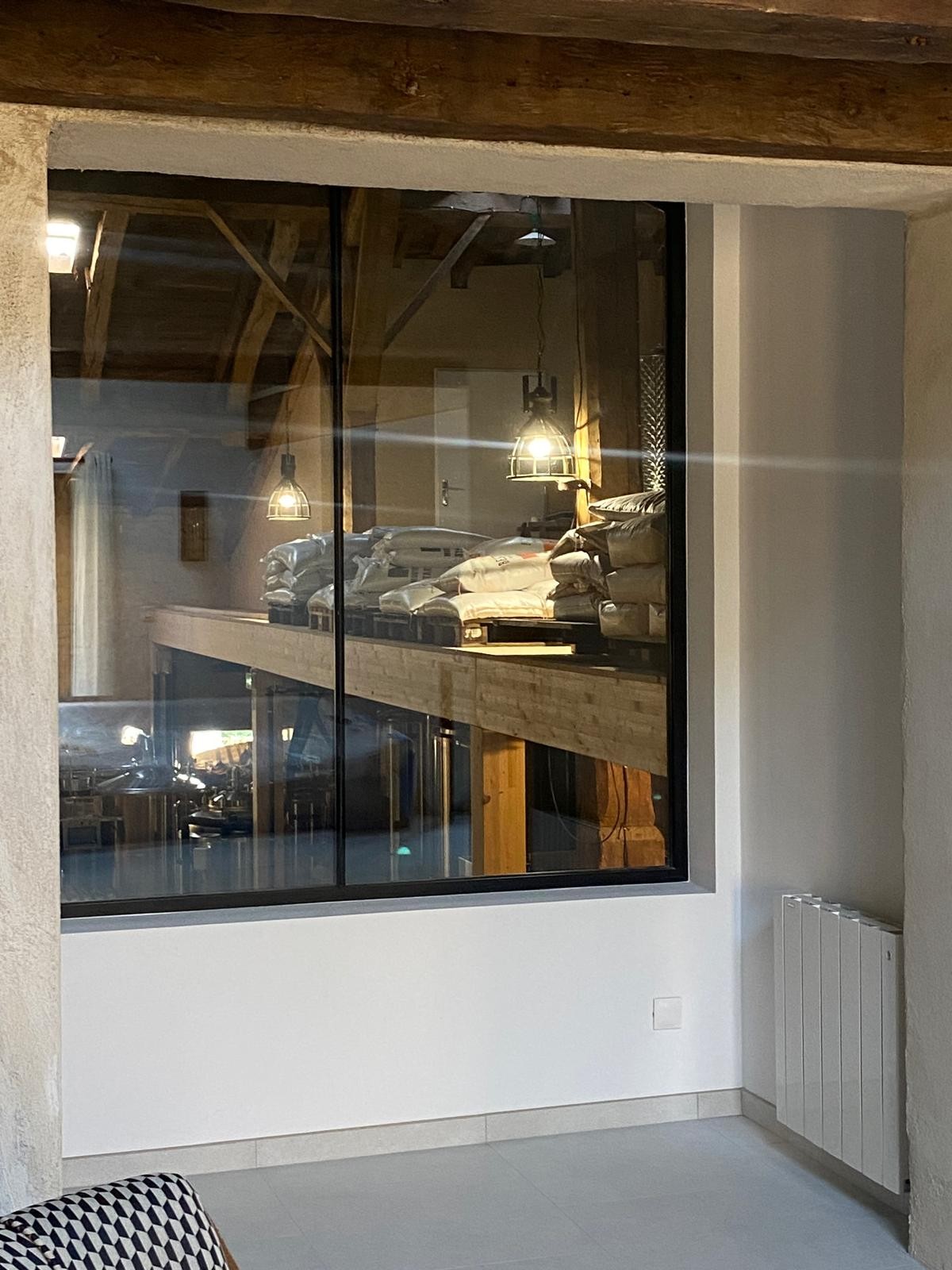 Vue sur la Brasserie depuis le gite - Location Rb n'beer du mori