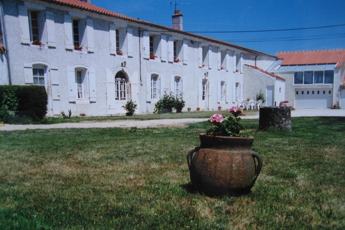 Le Logis des Granges près de Surgères en Charente maritime