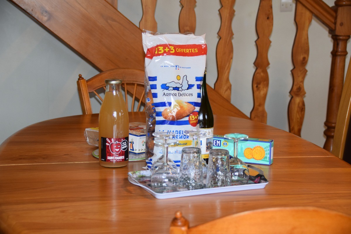 quelques produits locaux - Clévacances  Tréguidel