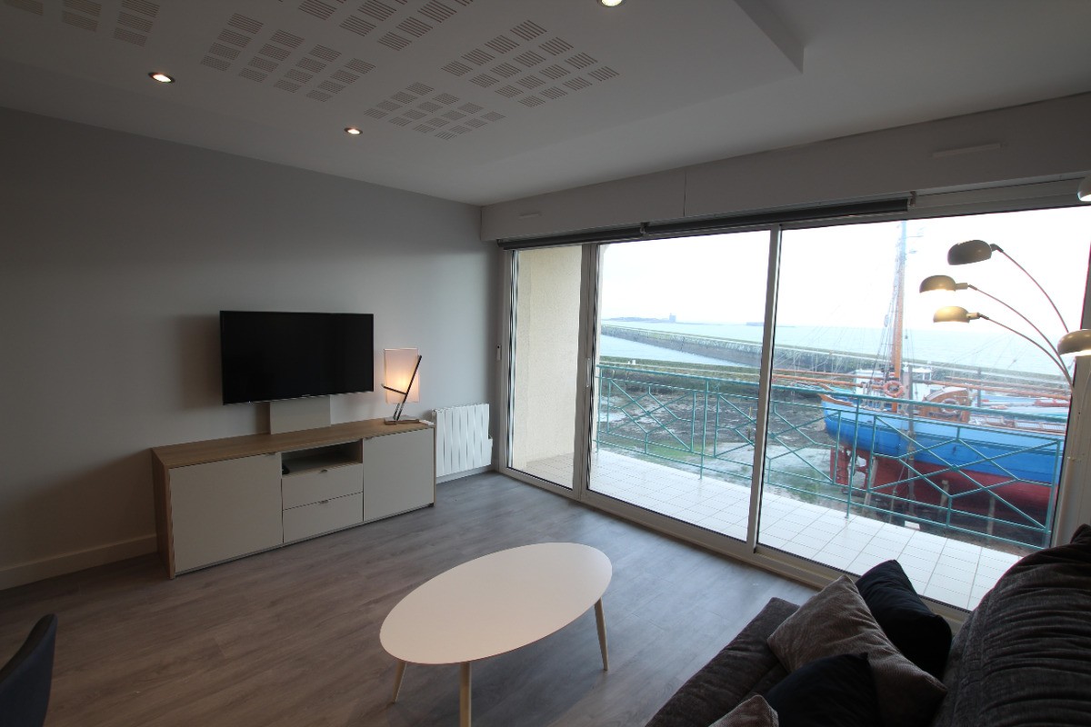 La Jetée - Le salon avec balcon vue mer
