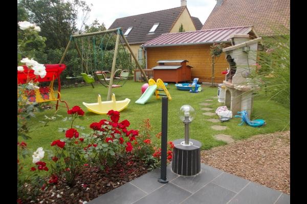 terrain de j


eux pour les enf
an

terrain de jeux pour les enfants