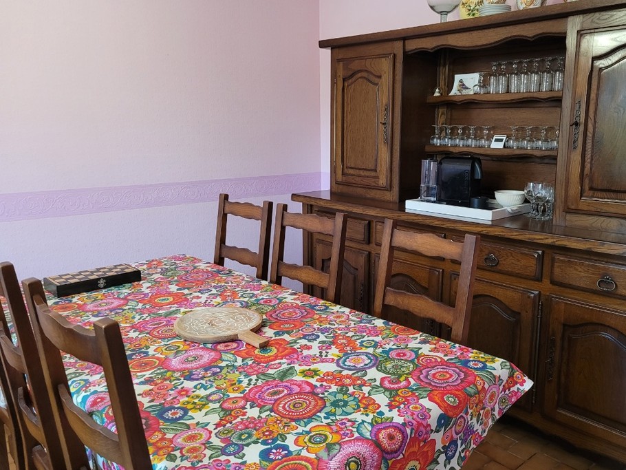Salle à manger au Rdc
