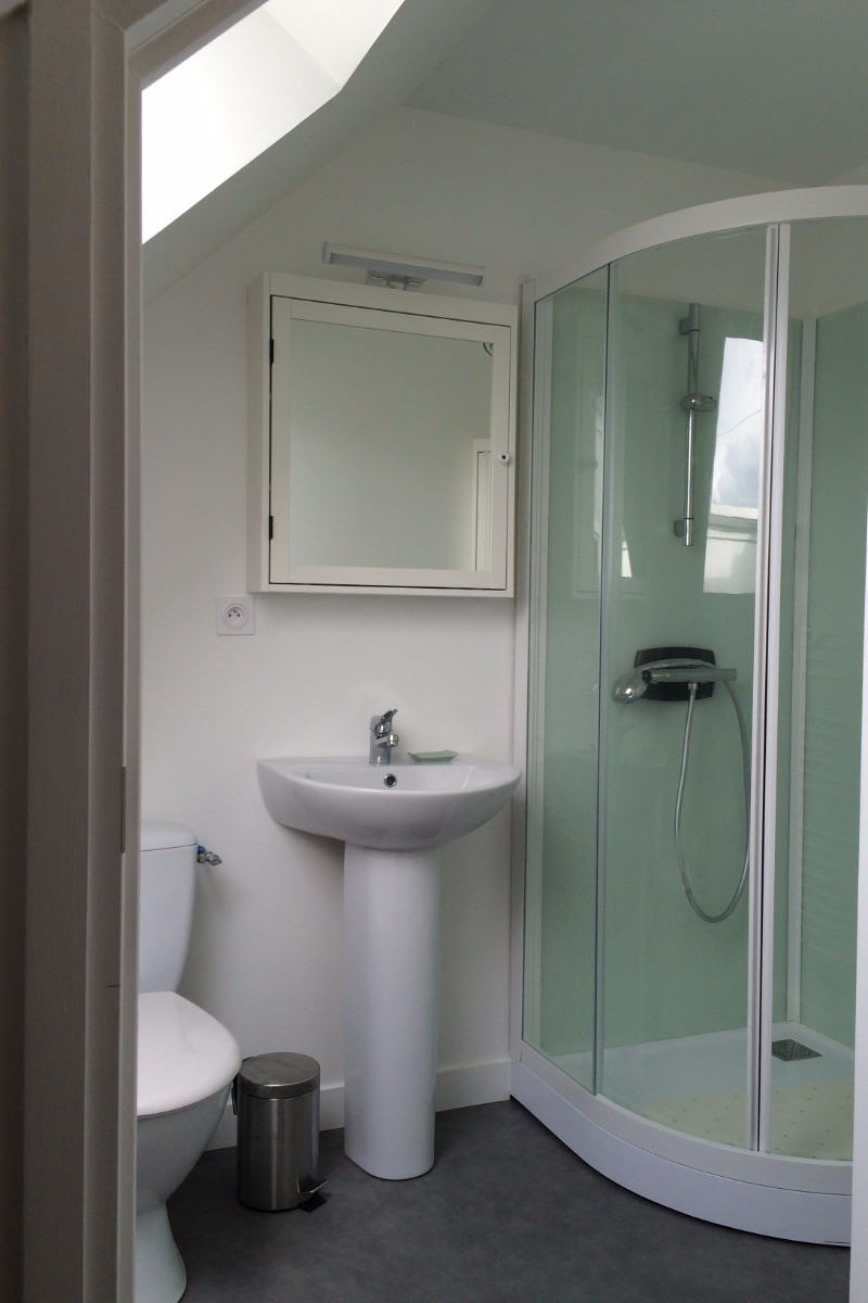 Salle de douche et WC étage