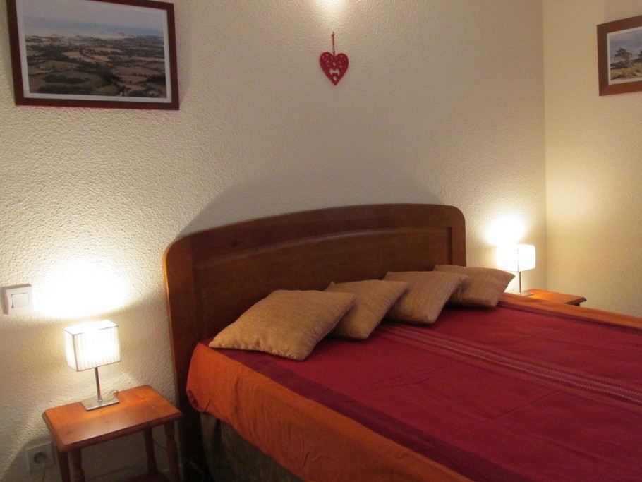 cambre avec lit 140x190