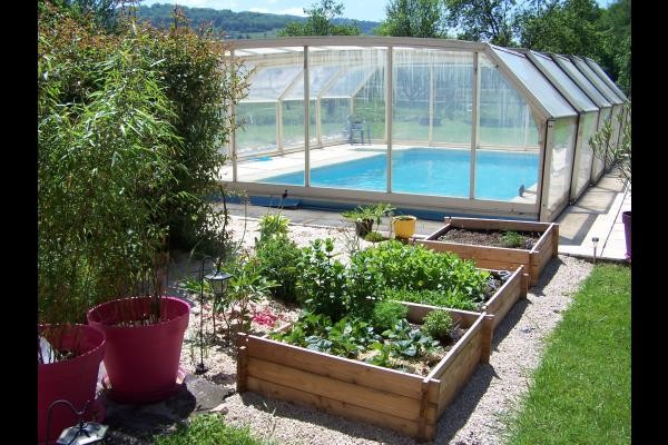 Jardin + Piscine couverte - Gites de Ban - Studio Ecureuil