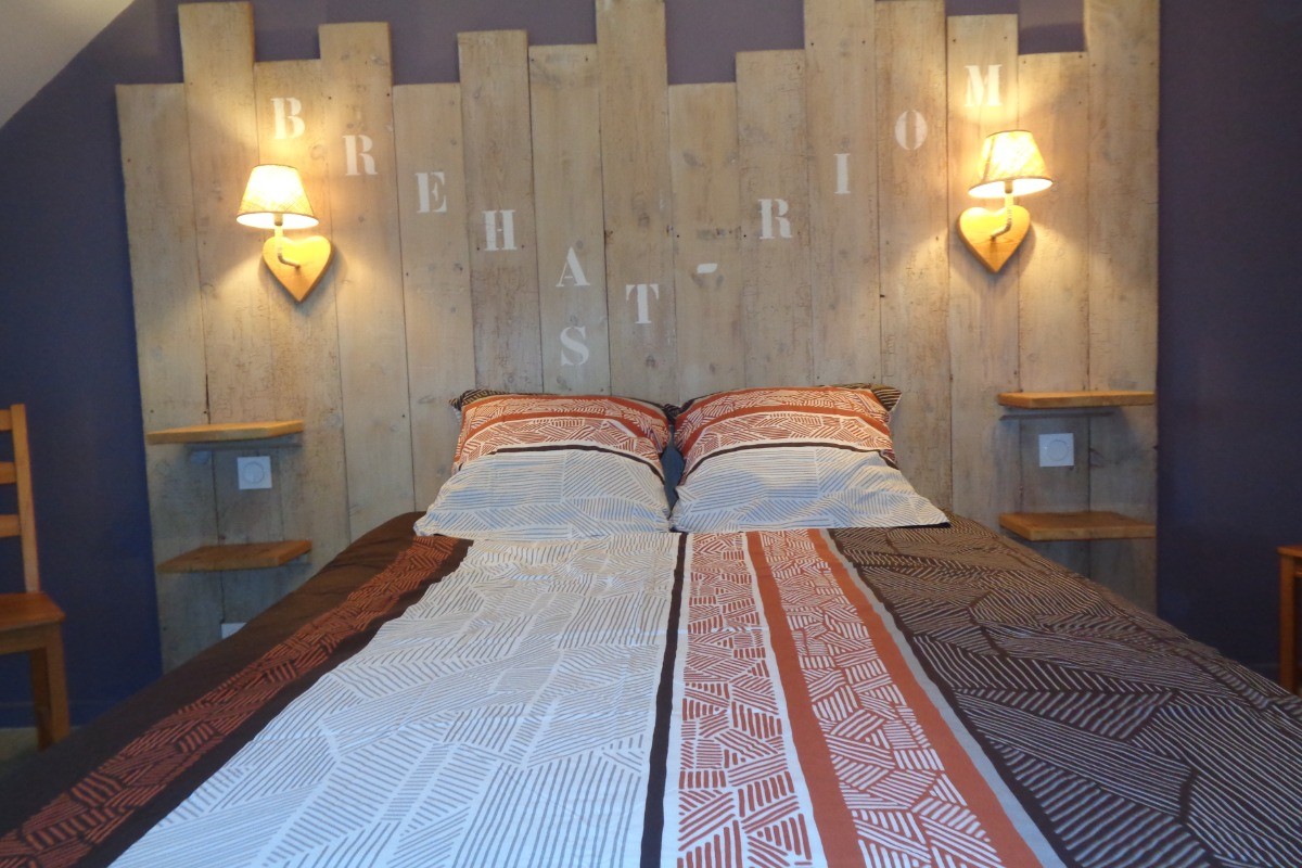 chambre N°2 à l'étage
