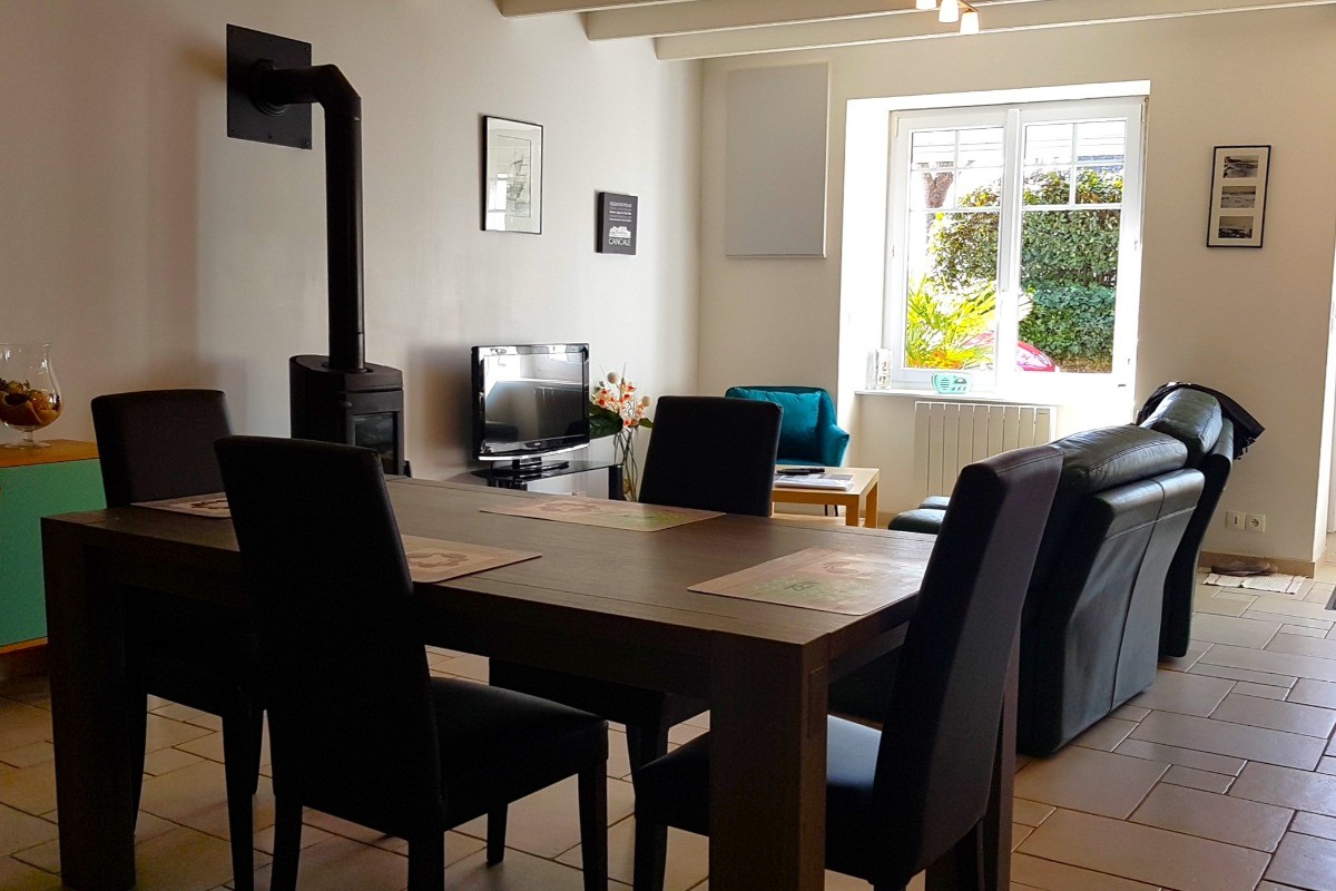 Maison de plain-pied. Grande pièce de vie avec salon et séjour.
Crédits photo : Clévacances Haute Bretagne