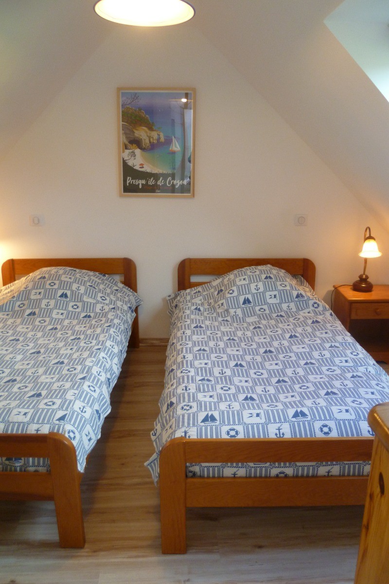 Chambre avec 2 lits de 90cm