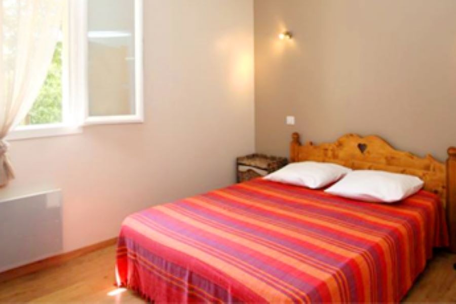 Chambre 2 personnes Village de Gîtes Les Collines d'Eyvigues Salignac Eyvigues 24580 Clévacances