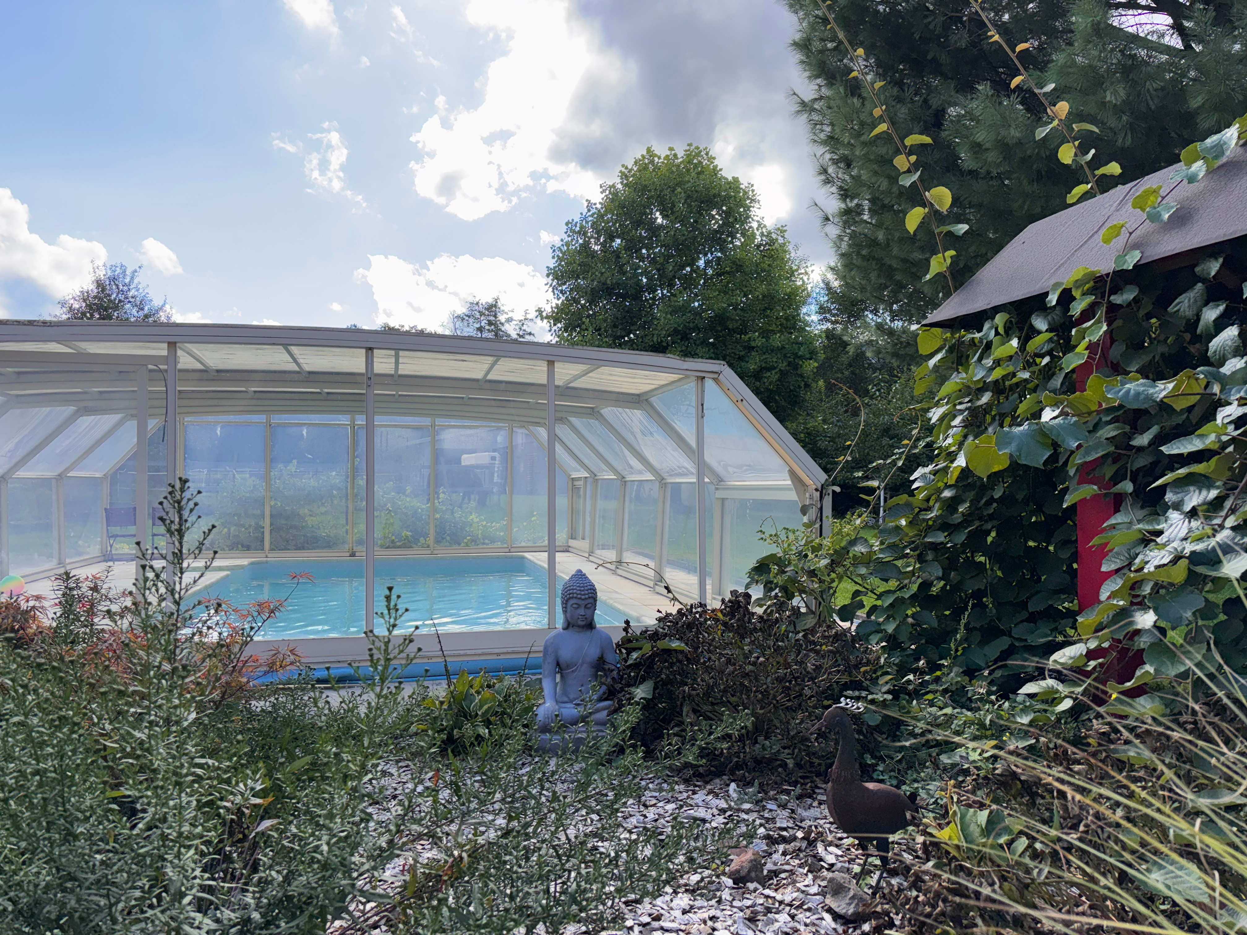 Piscine extérieure couverte  - Gites de Ban - Appartement Salamandre