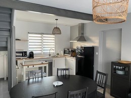 Location Clévacances, MAISON 6 PERSONNES - PERROS-GUIREC - 1 km PLAGE - COTES D'ARMOR - BRETAGNE - cuisine