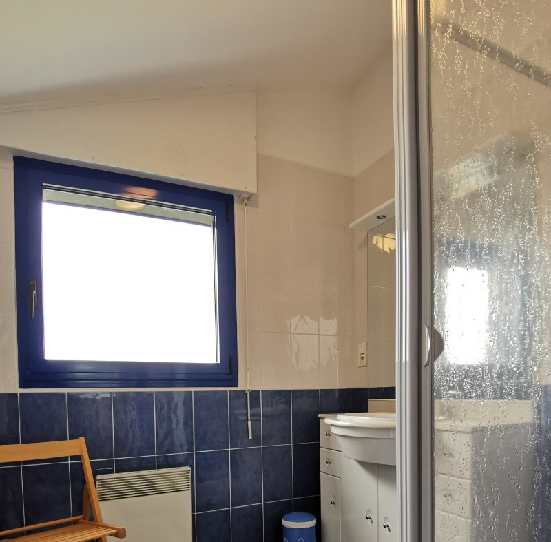 Salle d'eau à l'étage