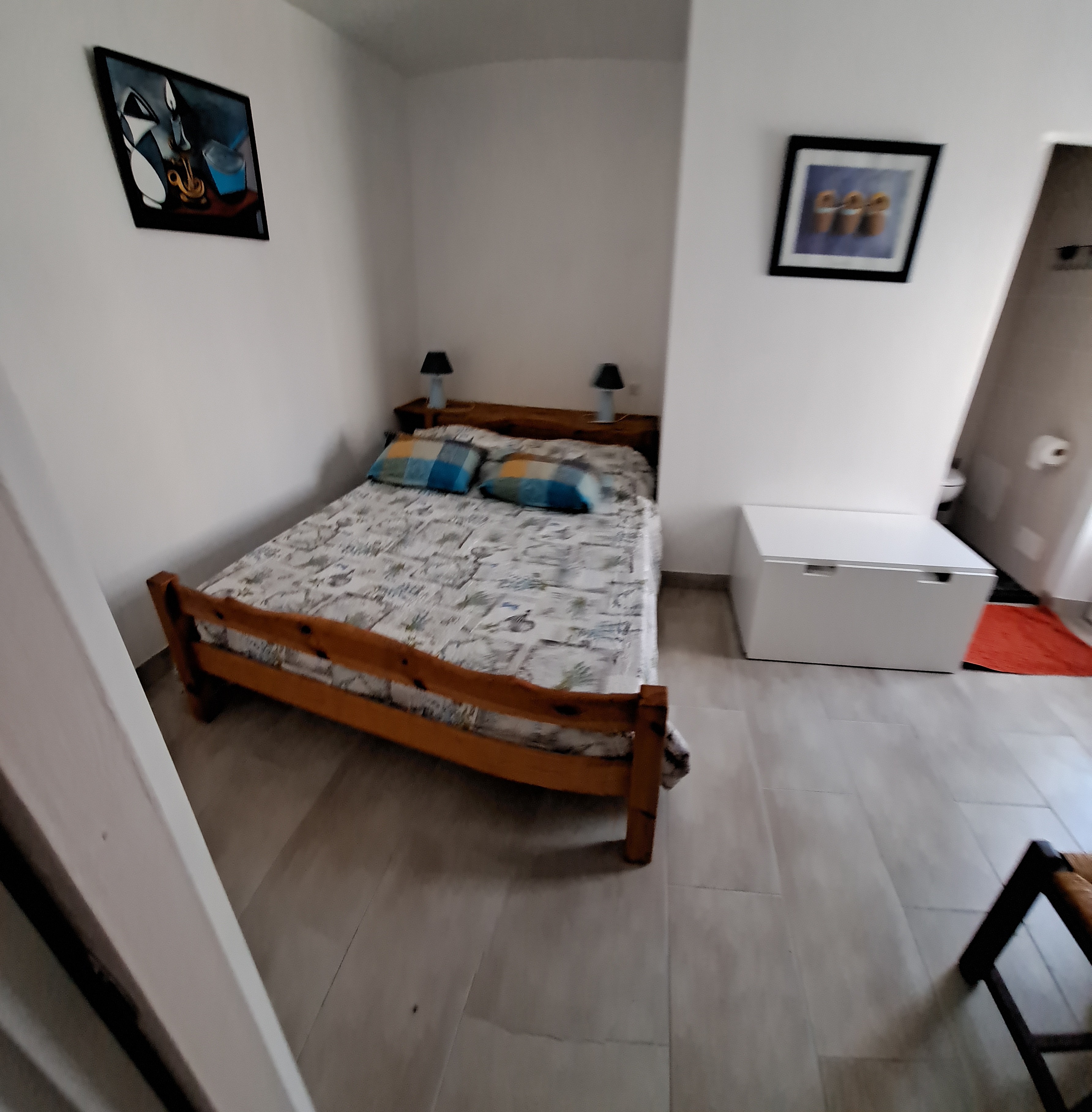 chambre 1 avec salle d'eau- PMR - rez de chaussée