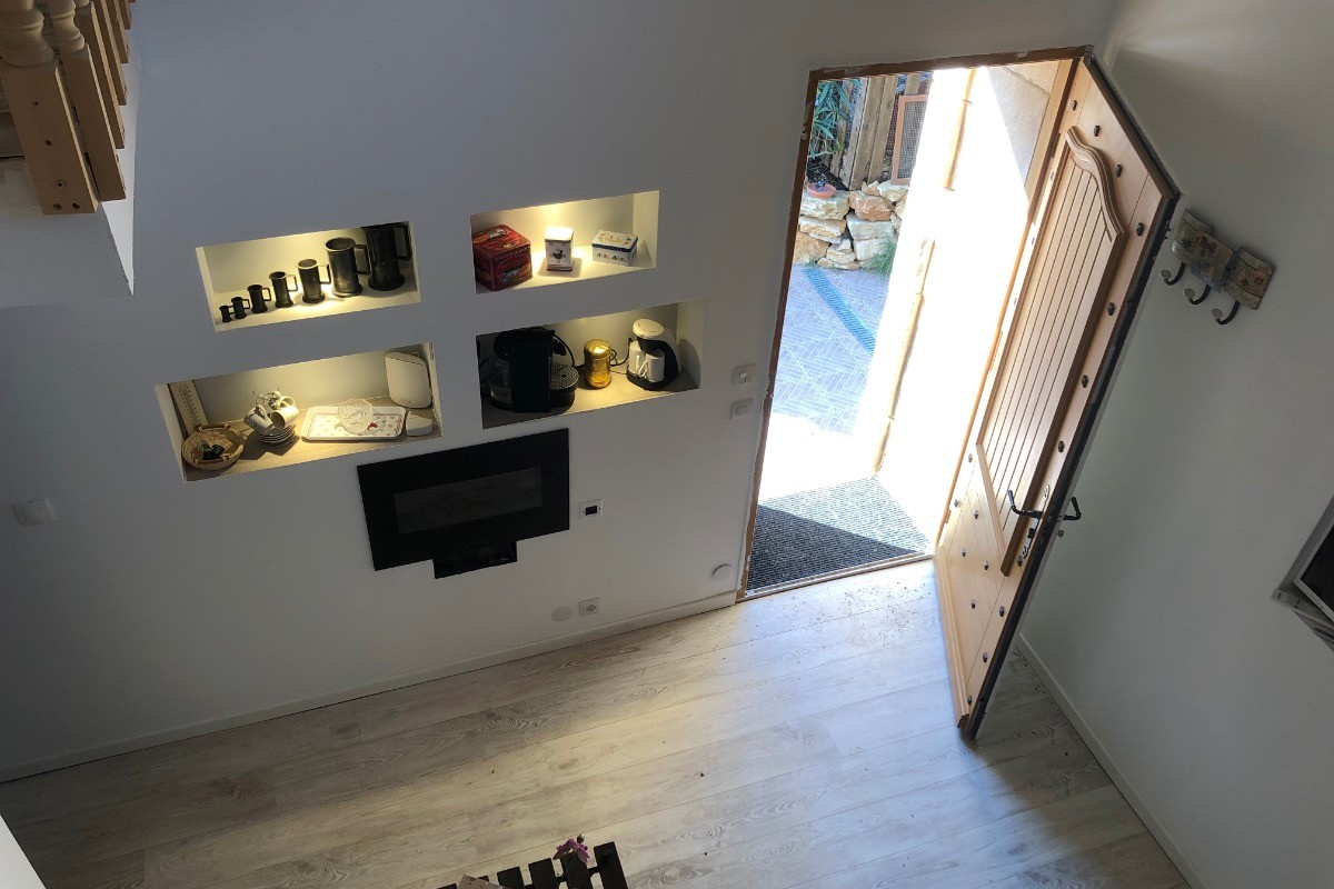 L'entrée dans le studio