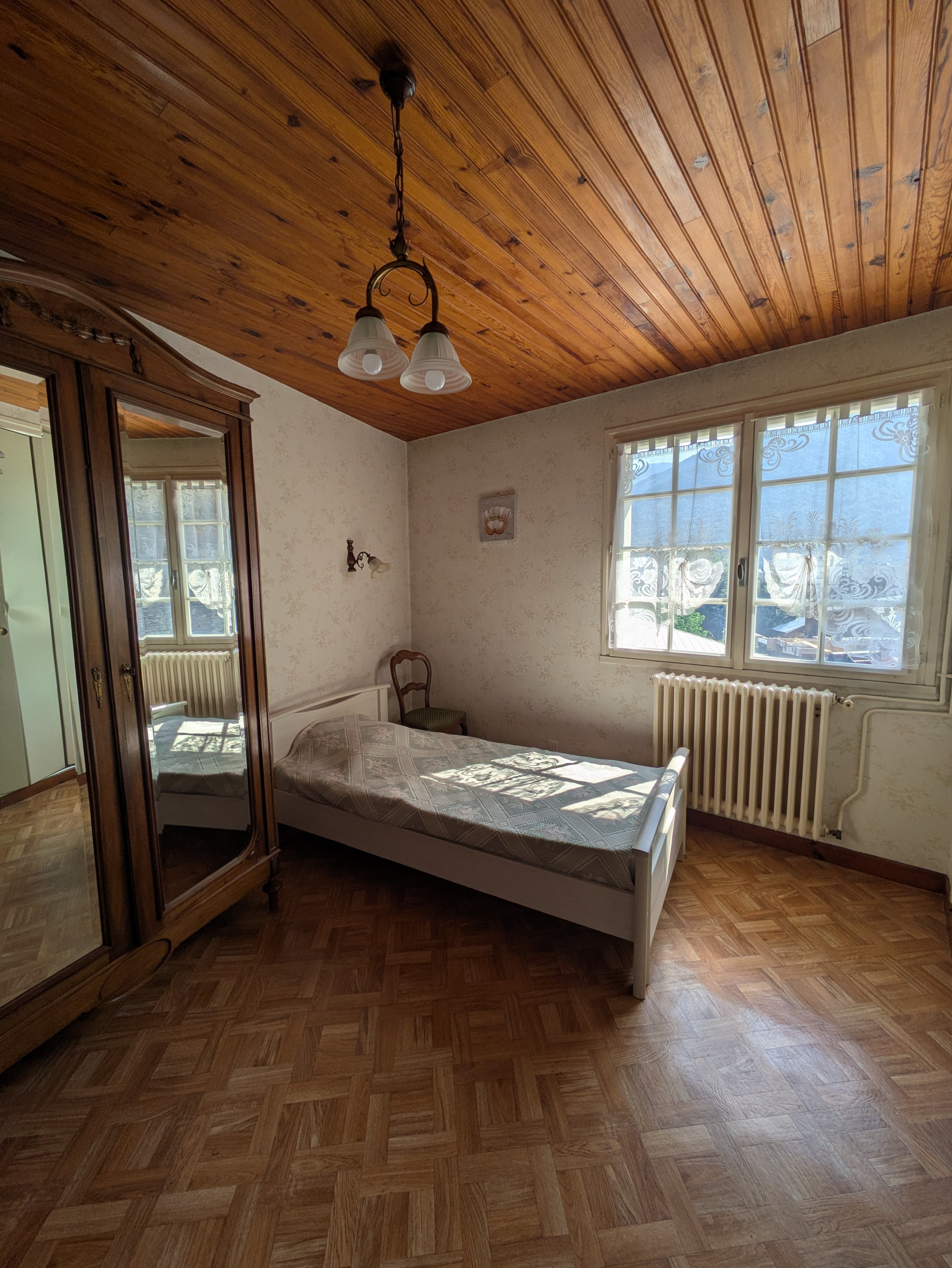 Room for 3 people (90x190 bed)