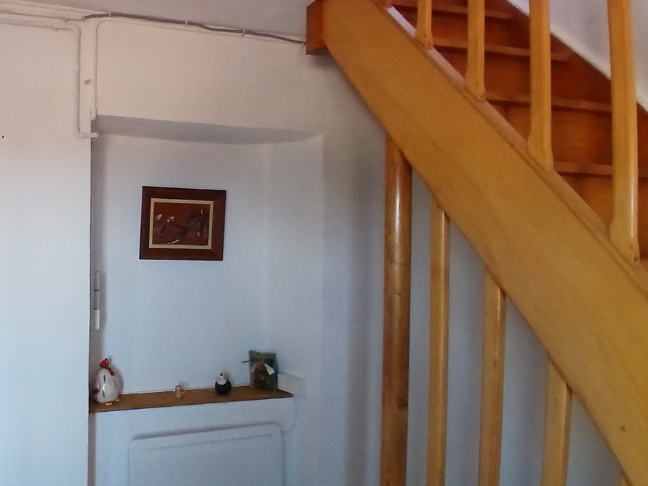 Chez Nelly - Gîte 2 personnes à Arconsat : Le pallier (1e étage)