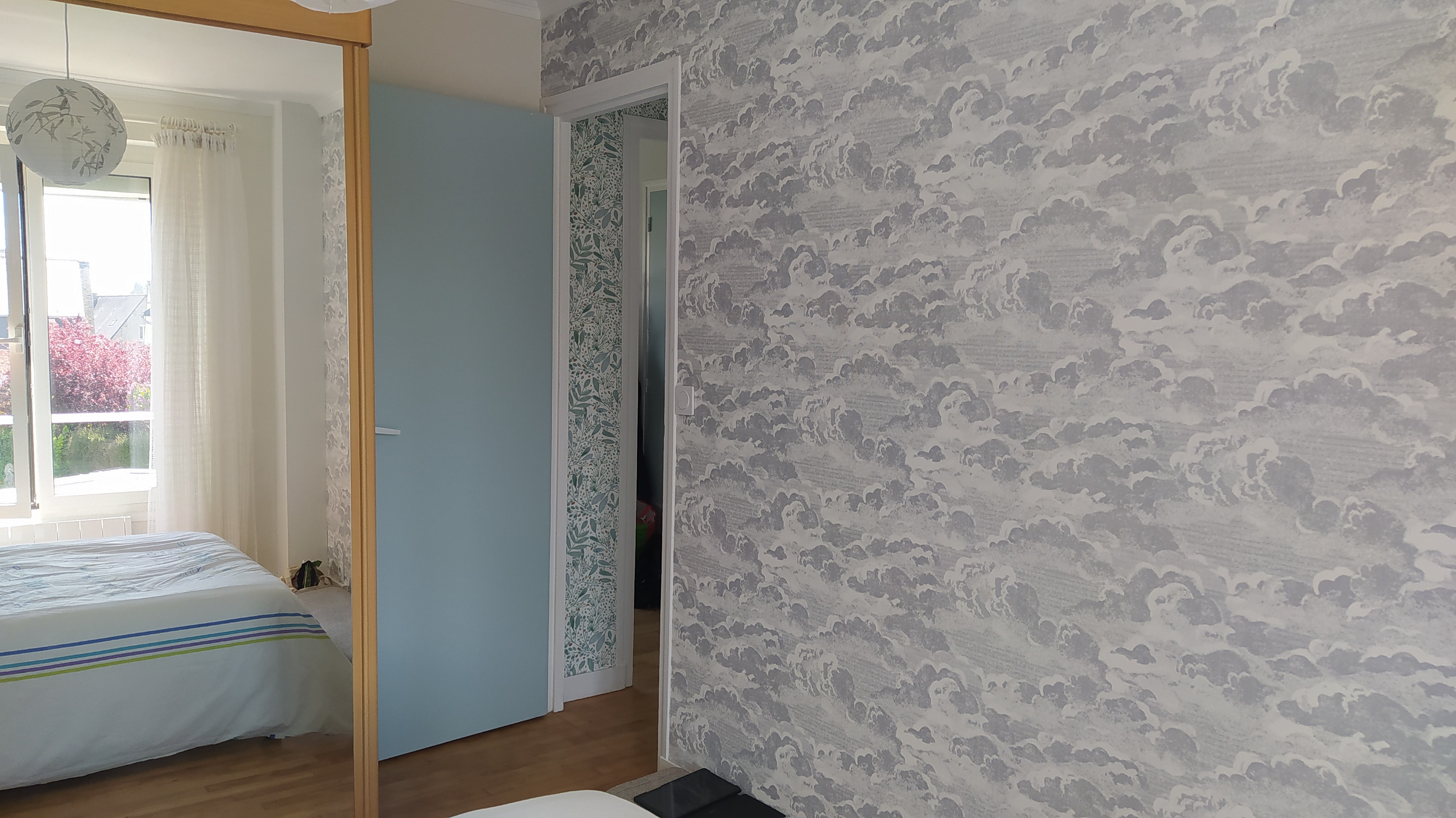 Chambre 2 avec un lit 140 cm, dressing