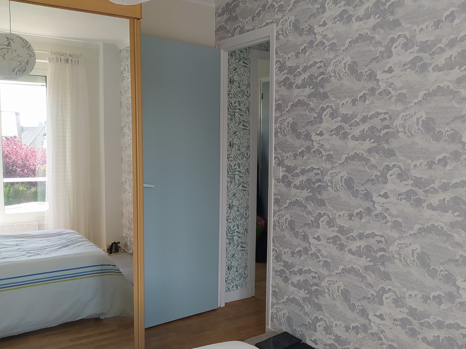 Chambre 2 avec un lit 140 cm, dressing