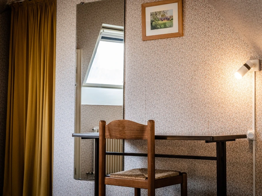 La maison de Marilou, location "L'Ile à Bois" en plein coeur du vieux Paimpol (Côtes d'Armor, Bretagne) - chambre bureau