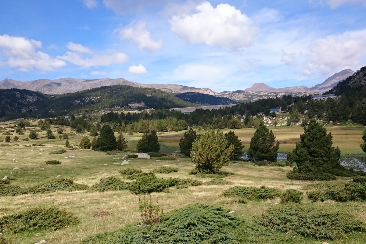 Aux alentours: site classé des Bouillouses, Parc nature régional des Pyrénées catalanes