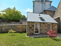 Jardin vue sur cabanon