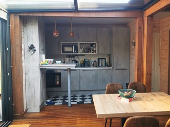 la cuisine et le séjour