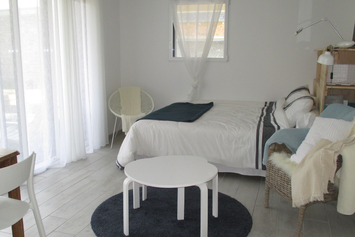 MELIKIAN, location, Paimpol, studio, espace nuit, lit 160x200
