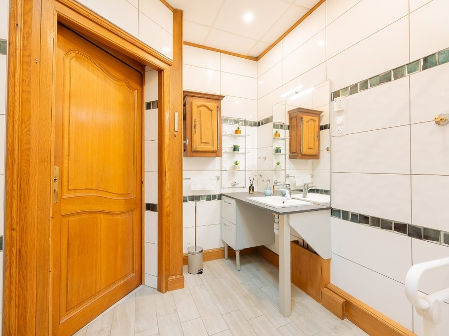 Shower room with disabled access
