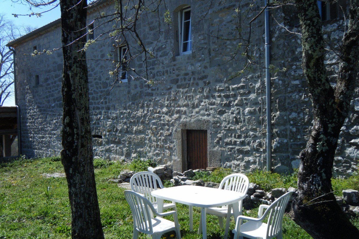 Le Piepassou - la terrasse