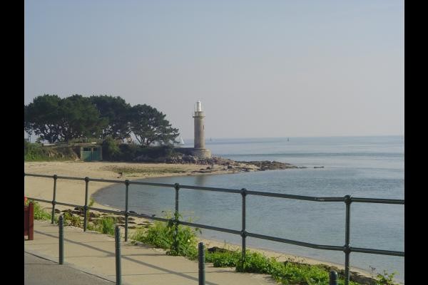 plage à 400m de la location