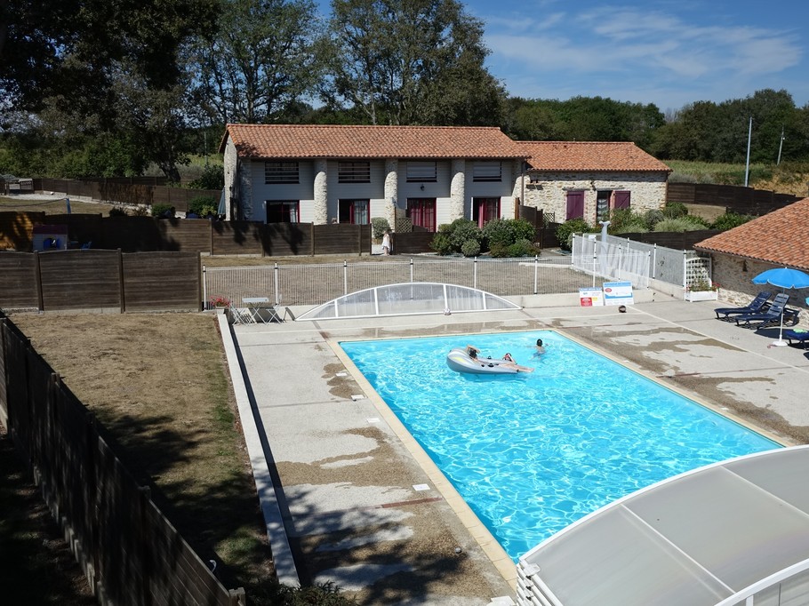 Piscine La Grange Léon