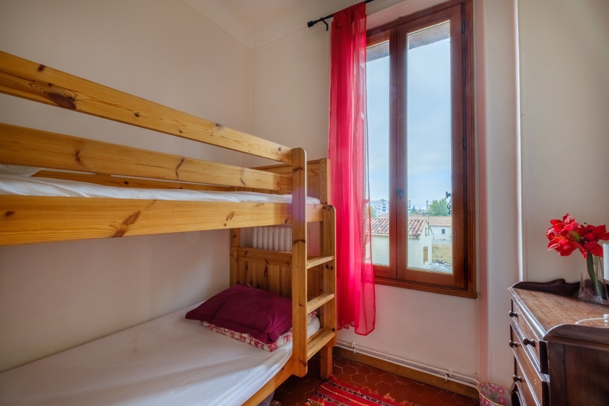 La chambre "enfants" avec lits superposés, gîte le Floriège à Vidauban (Provence, Var)