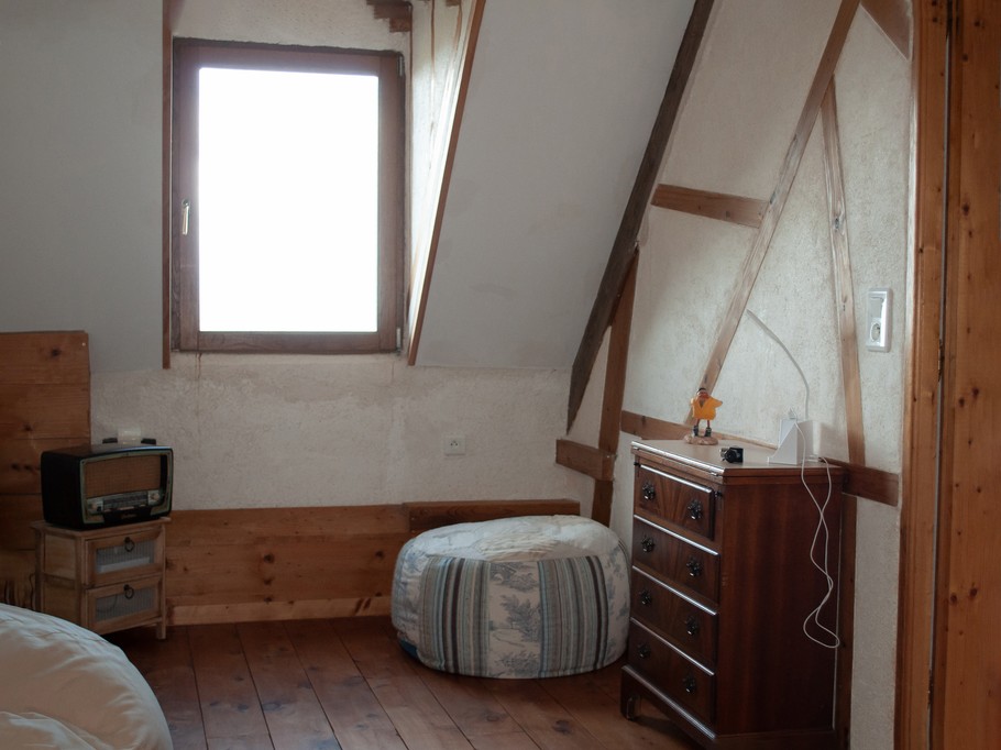 The landing between the two bedrooms upstairs