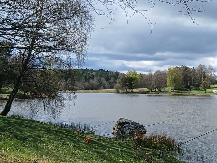 Les Chalets de l'Etang de Farges, Saint Germain près Herment, Puy de Dôme, Auvergne