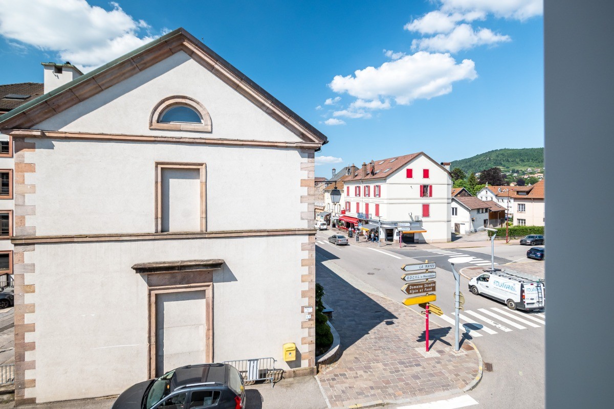Appartement bien aménagé centre ville proche commerces