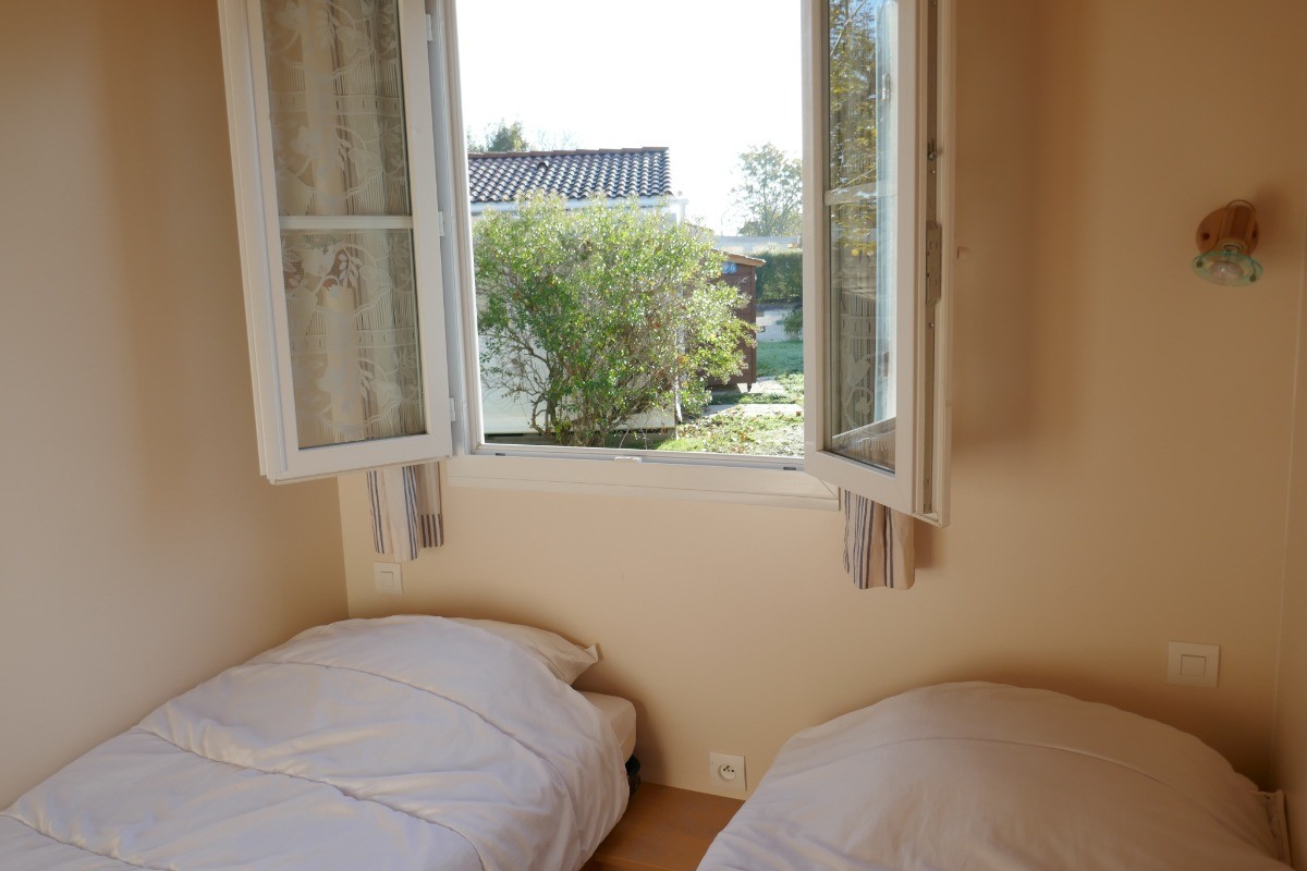 Chambre lits x80