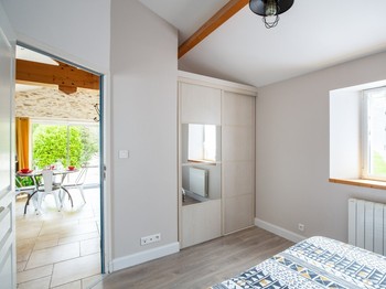 Chambre avec lit Queen size (160).