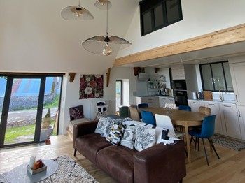 Salle à manger avec table pour 8/9