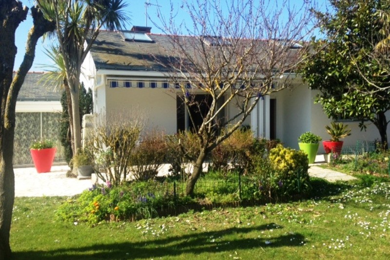 vue jardin et terrasse